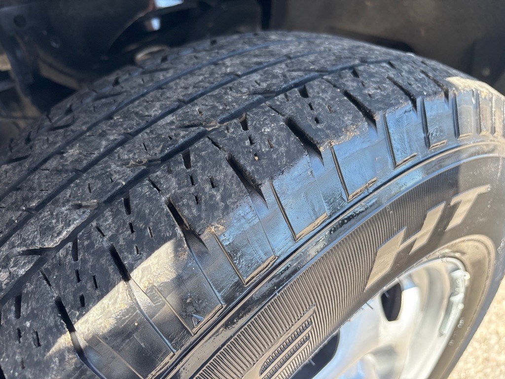 Photo 21 of this FORD F150