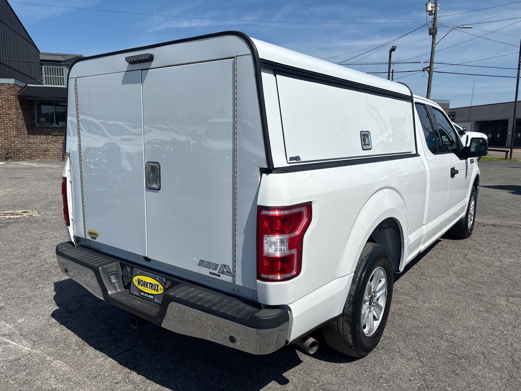 Photo 10 of this FORD F150