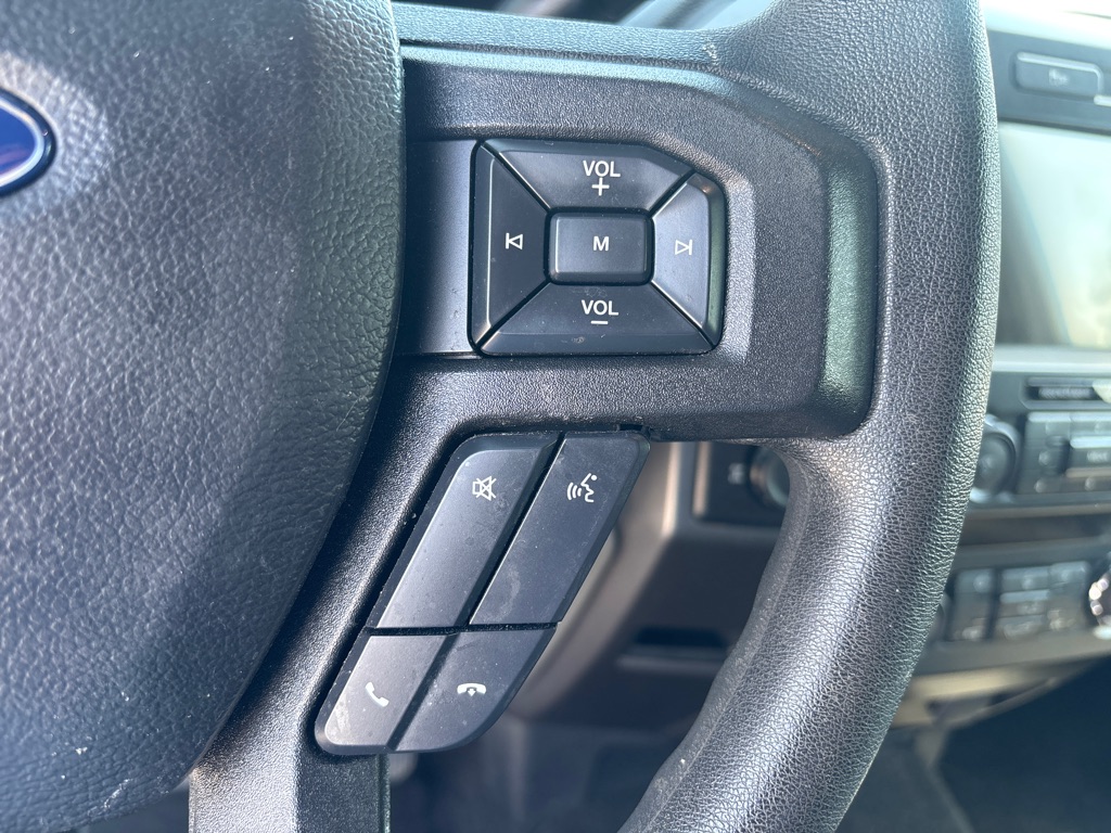 Photo 18 of this FORD F150