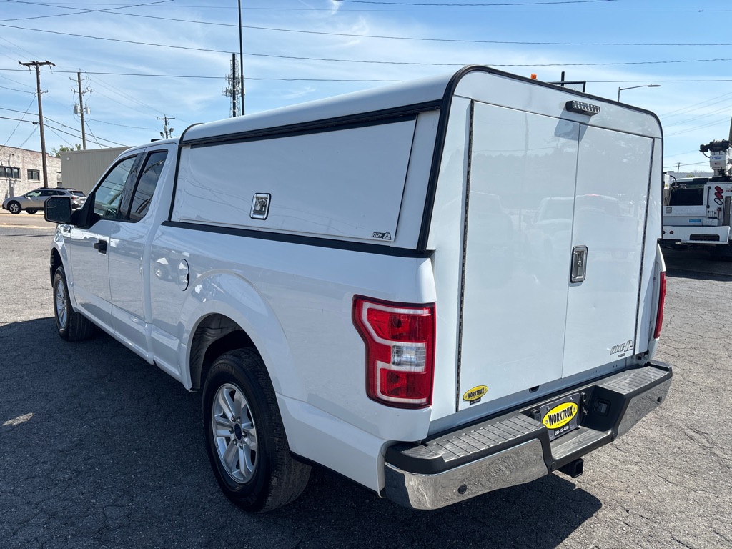 Photo 8 of this FORD F150