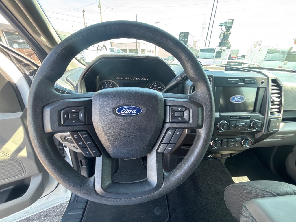 Photo 16 of this FORD F150