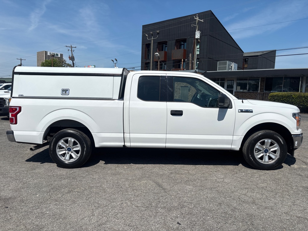 Photo 11 of this FORD F150