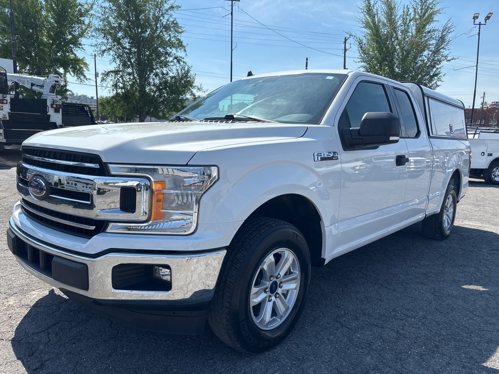 Photo 6 of this FORD F150
