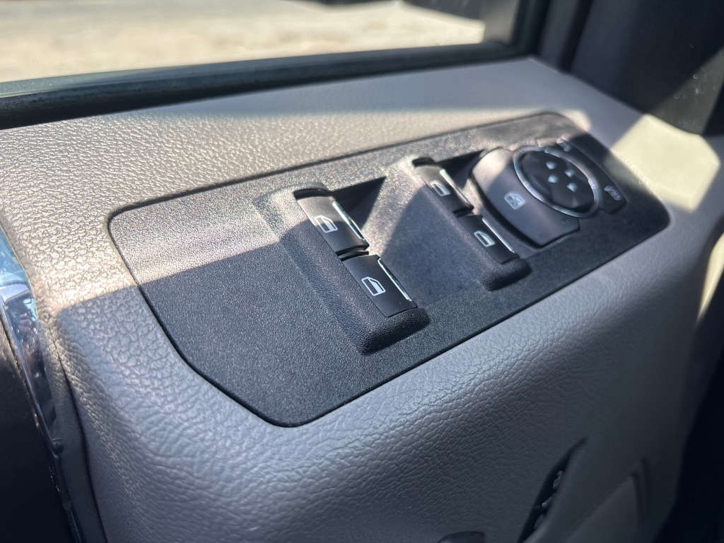 Photo 15 of this FORD F150