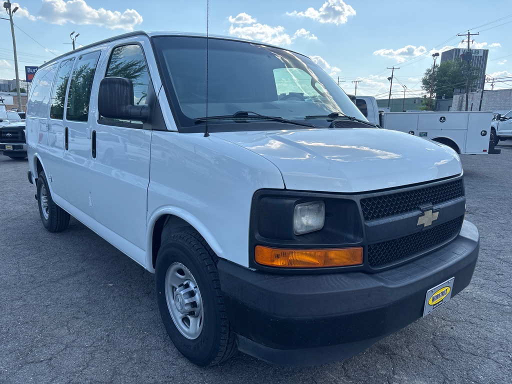 Photo 7 of this CHEVROLET EXPRESS G2500