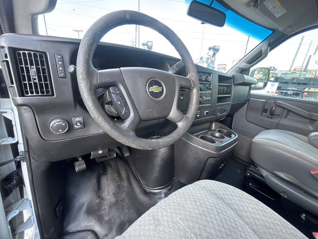 Photo 8 of this CHEVROLET EXPRESS G2500