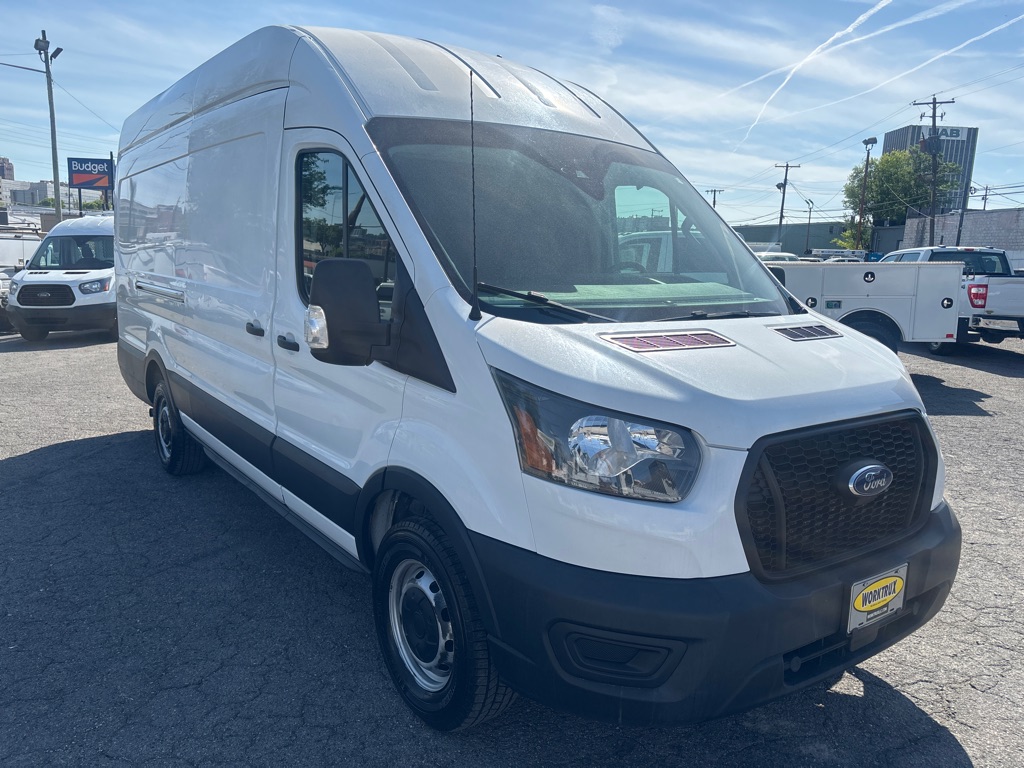 Photo 7 of this FORD T350