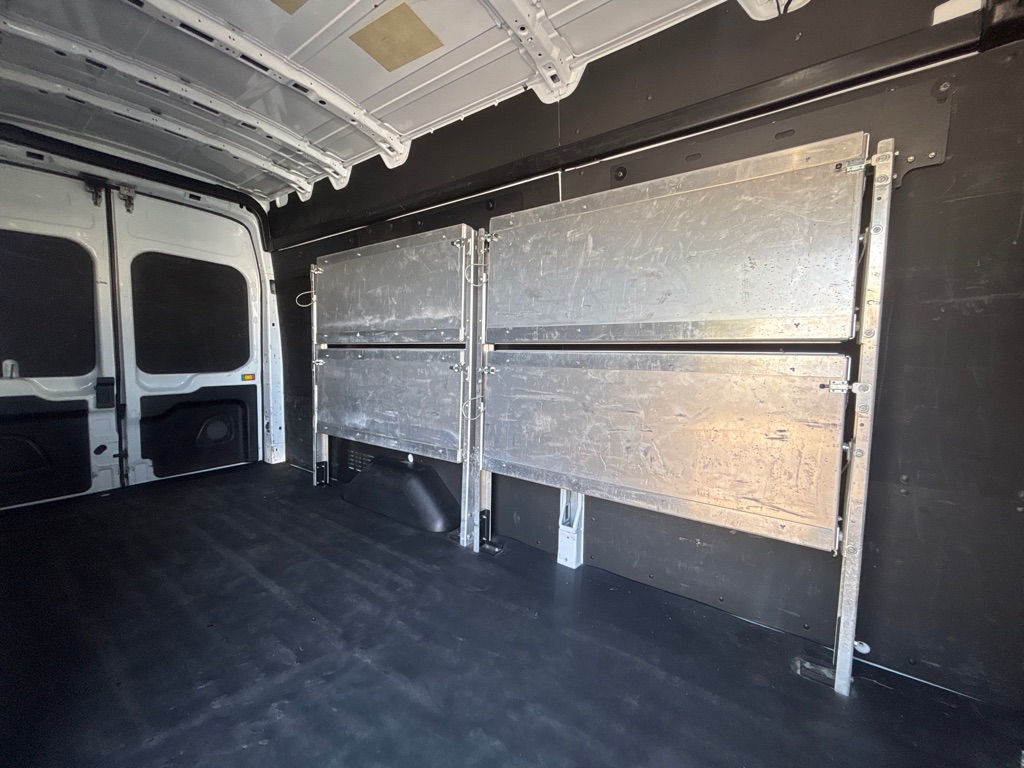 Photo 19 of this FORD T350
