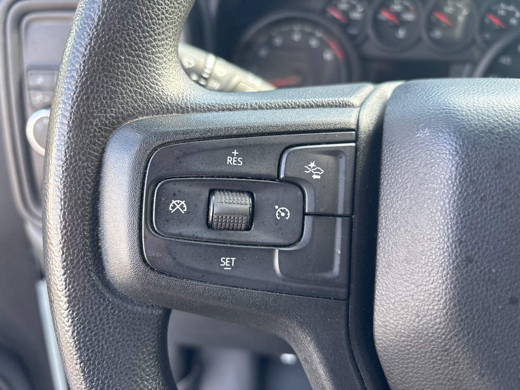Photo 13 of this CHEVROLET SILVERADO 2500