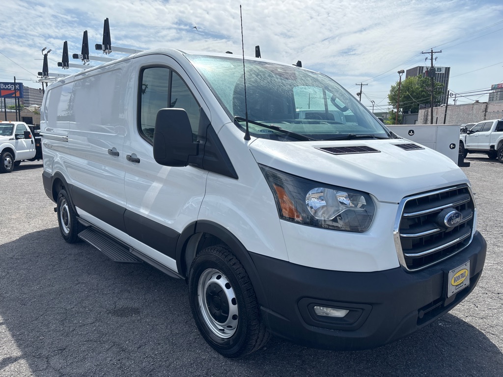 Photo 7 of this FORD TRANSIT