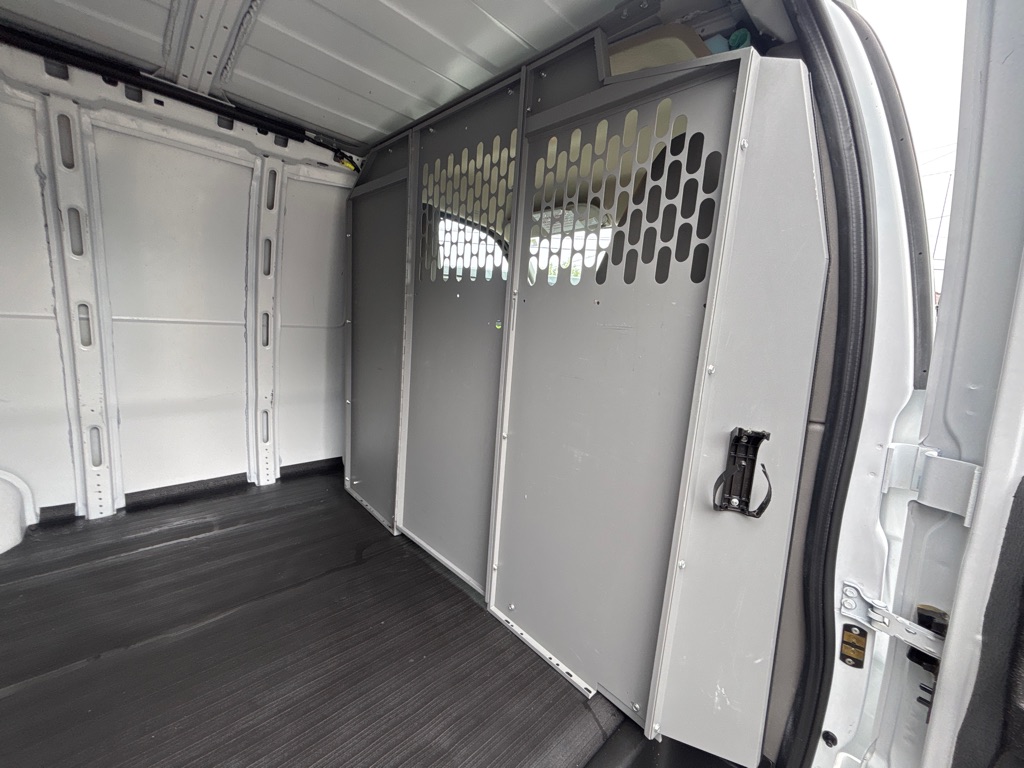 Photo 19 of this GMC SAVANA