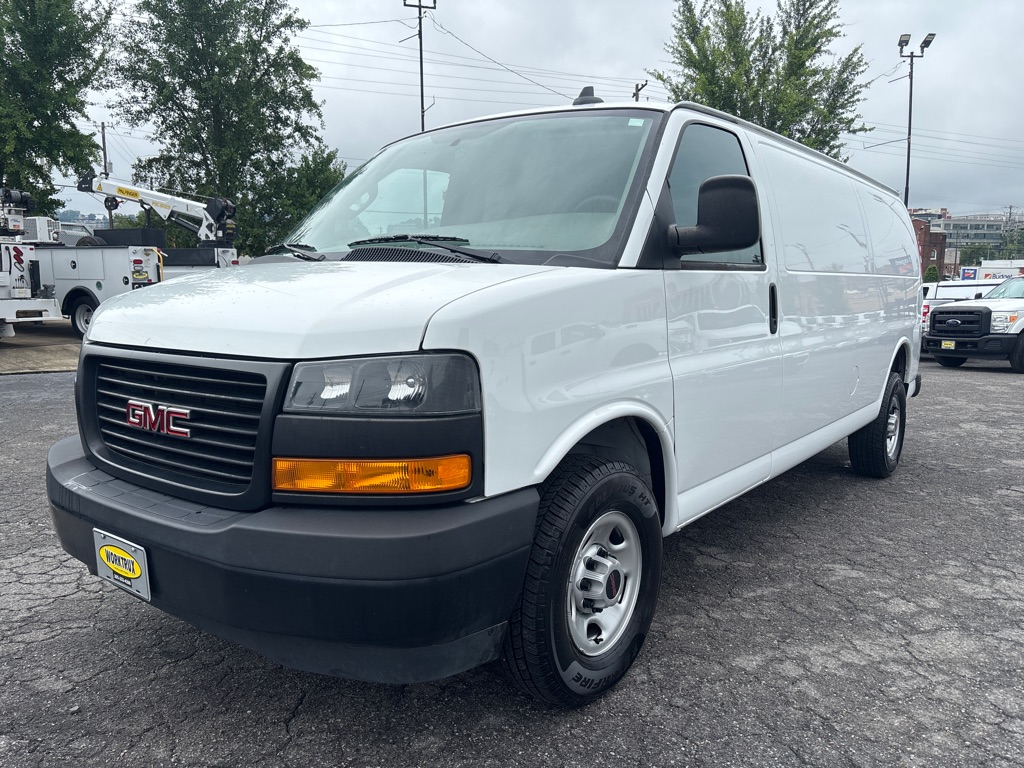 2023 GMC SAVANA