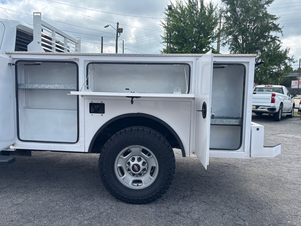 Photo 25 of this CHEVROLET SILVERADO 2500