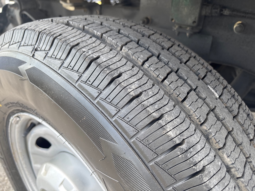 Photo 11 of this FORD F250