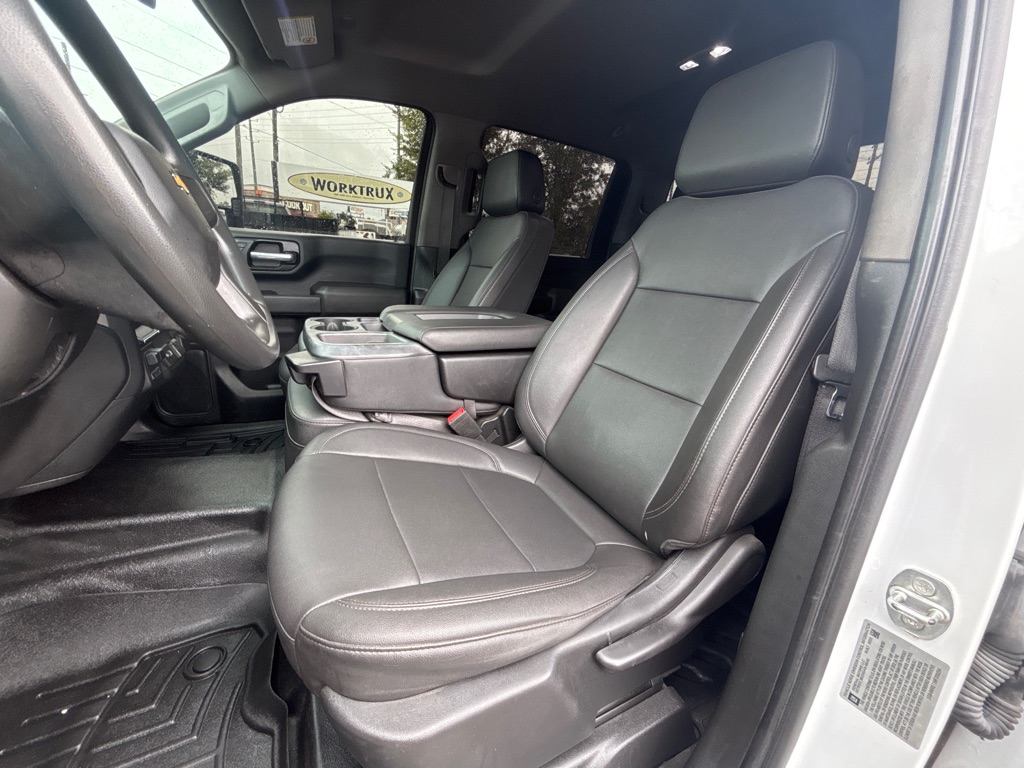Photo 15 of this CHEVROLET SILVERADO 3500