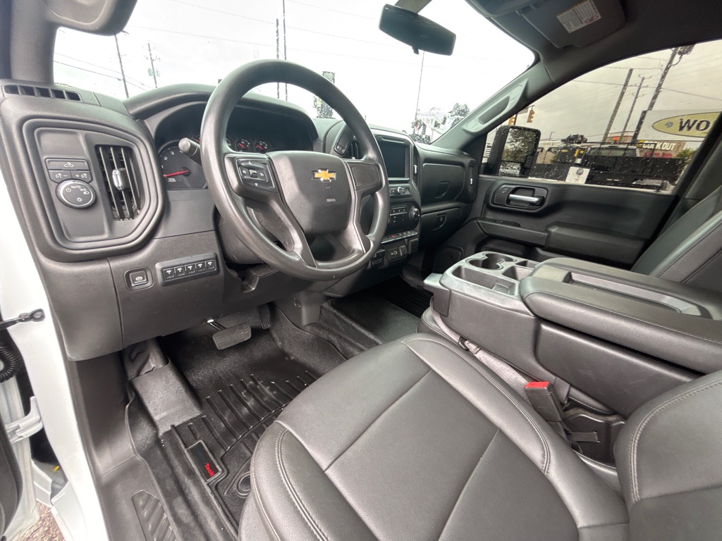 Photo 9 of this CHEVROLET SILVERADO 3500