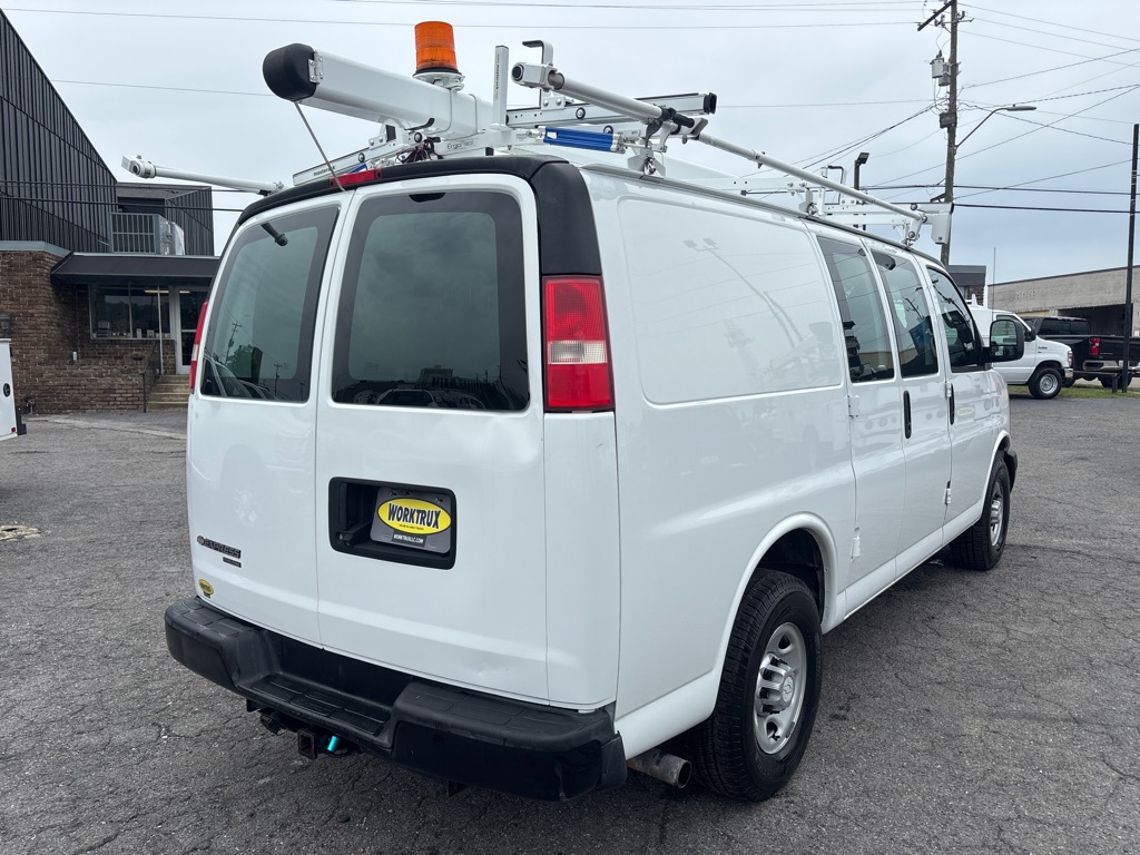 Photo 5 of this CHEVROLET EXPRESS G2500