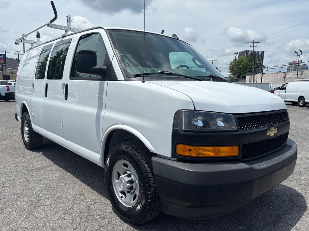 Photo 7 of this CHEVROLET EXPRESS G2500