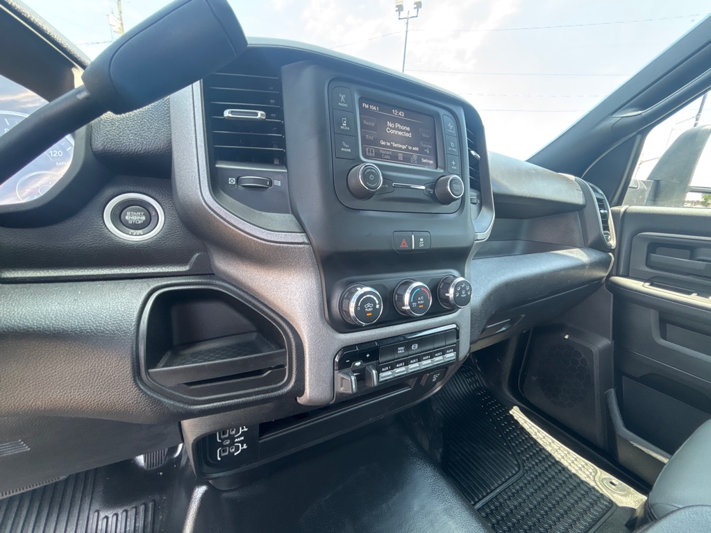 Photo 19 of this RAM 4500