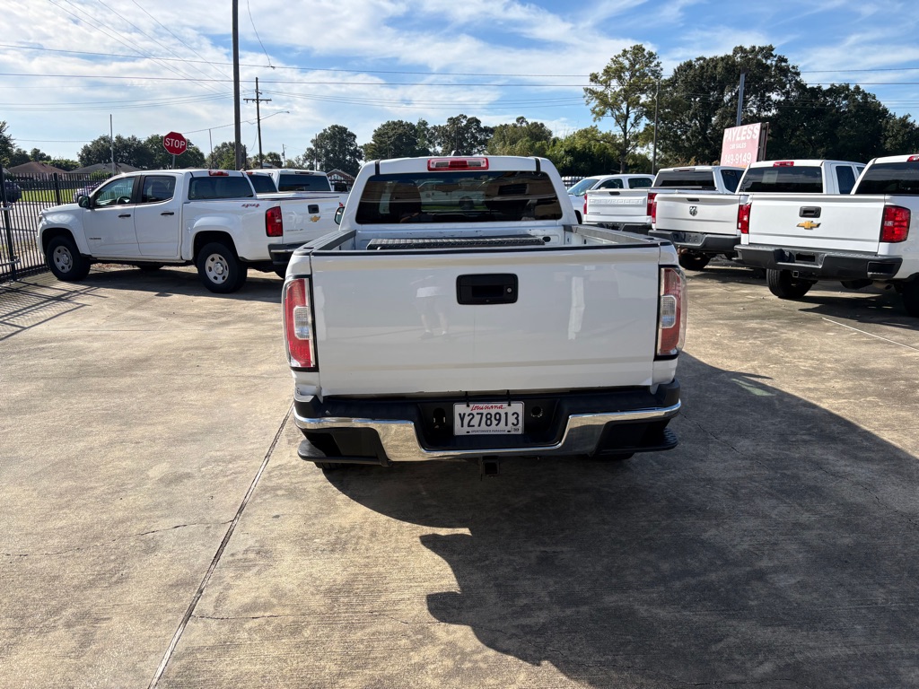 Photo 7 of this GMC CANYON