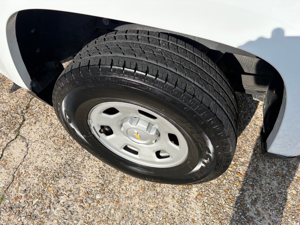 Photo 18 of this CHEVROLET COLORADO