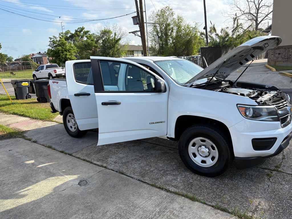 Photo 22 of this CHEVROLET COLORADO