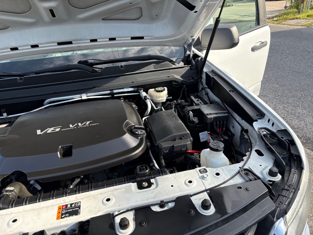 Photo 21 of this CHEVROLET COLORADO