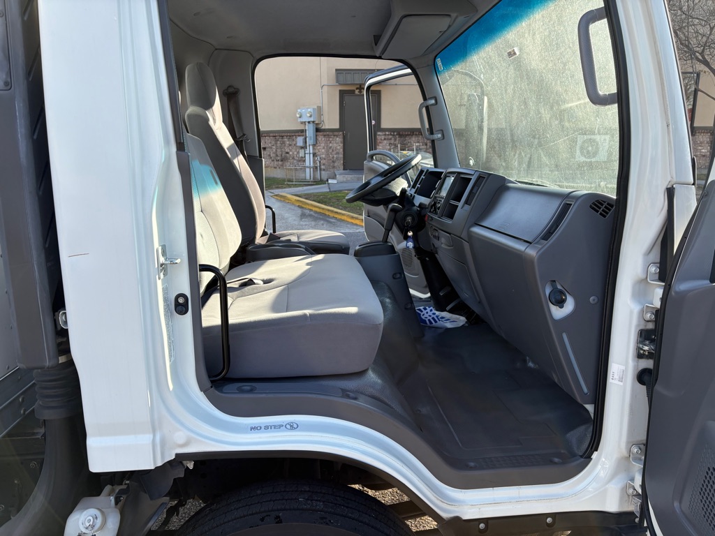 Photo 16 of this CHEVROLET 4500