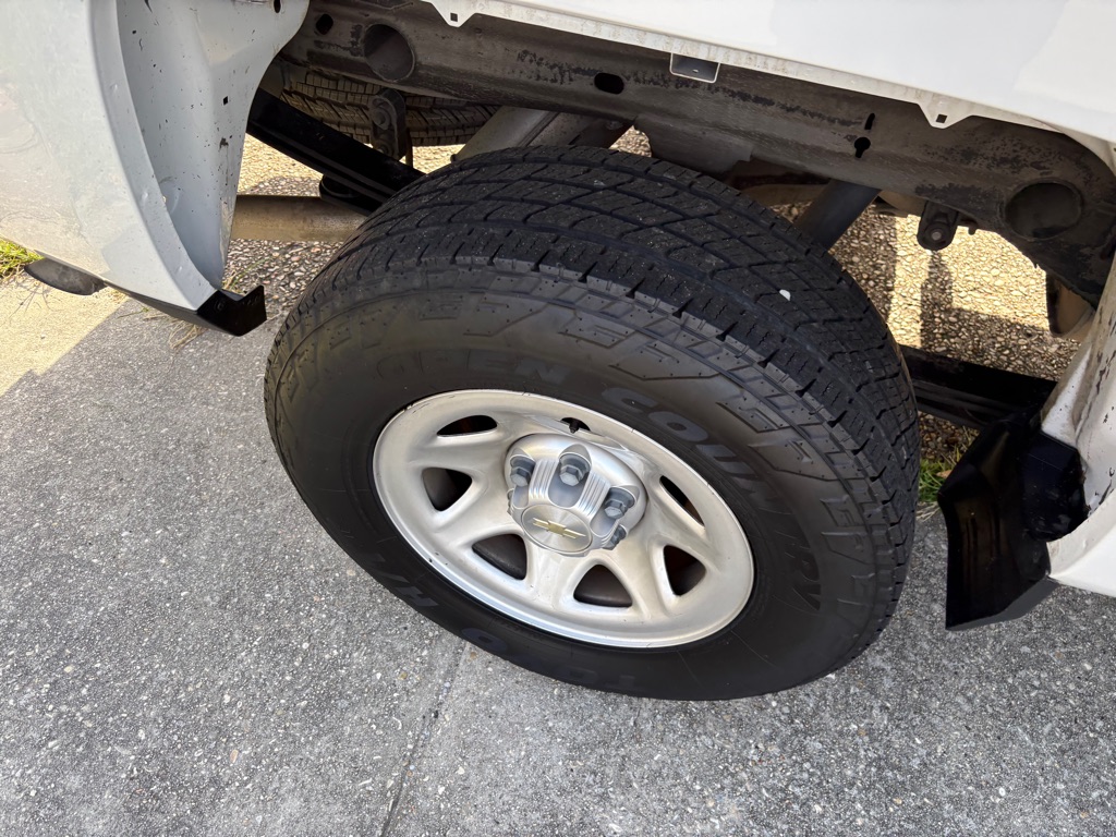 Photo 20 of this CHEVROLET SILVERADO LD 15