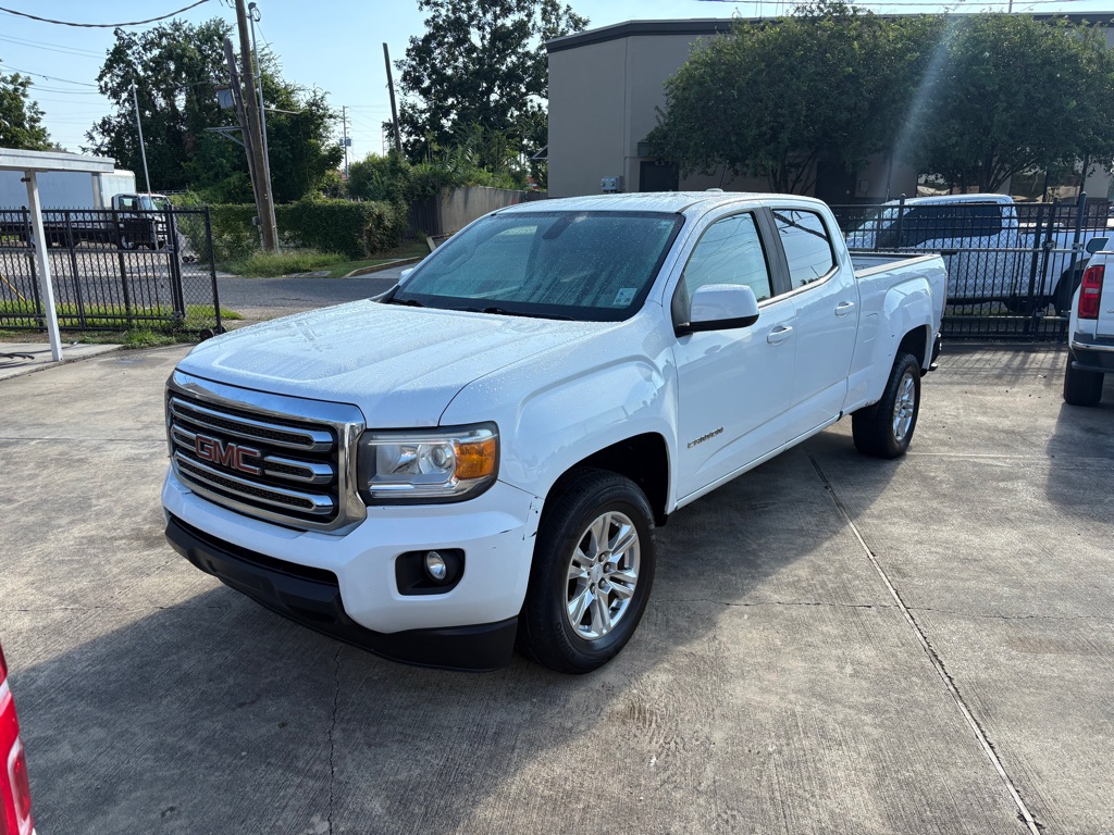 Photo 4 of this GMC CANYON