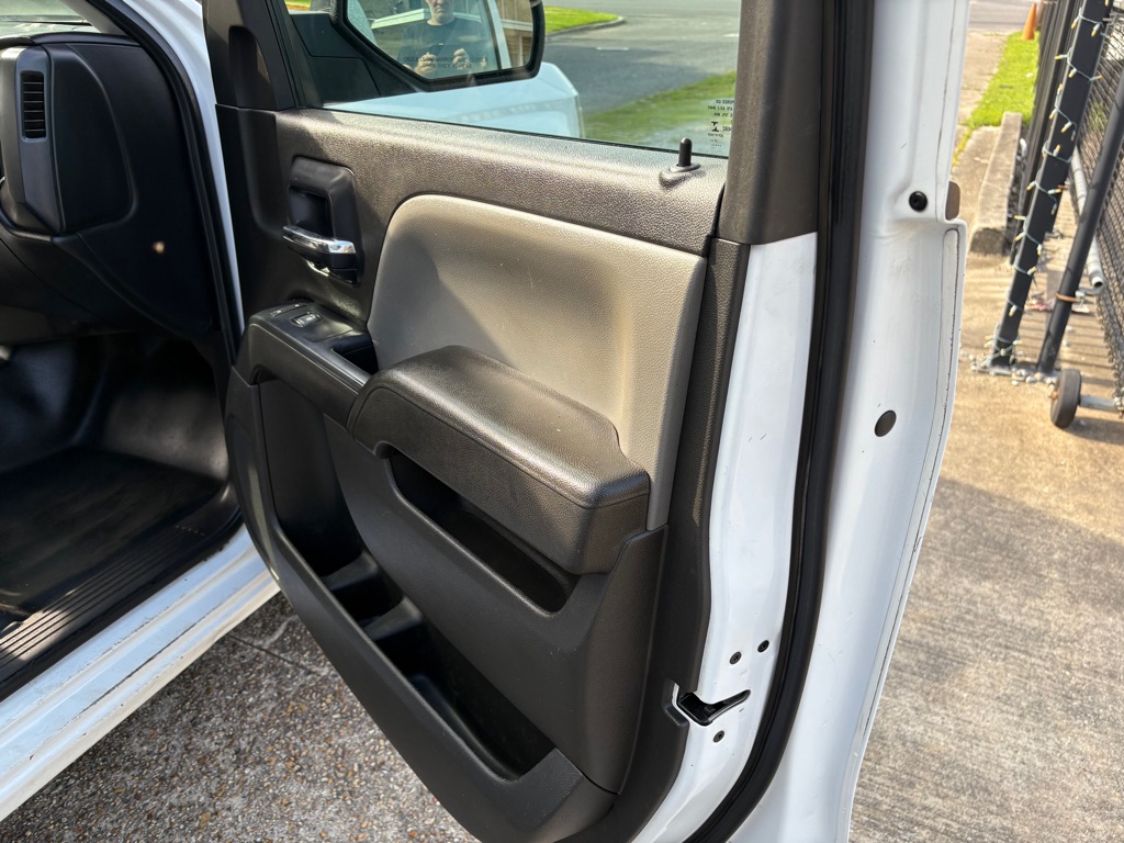 Photo 15 of this CHEVROLET SILVERADO 1500