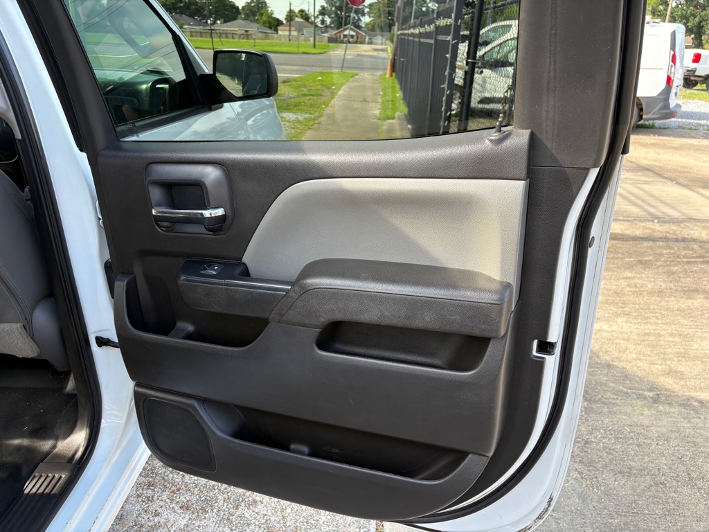 Photo 13 of this CHEVROLET SILVERADO 1500