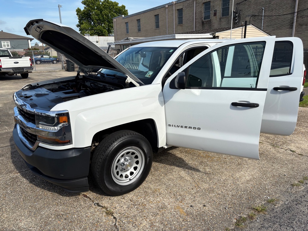 Photo 25 of this CHEVROLET SILVERADO 1500