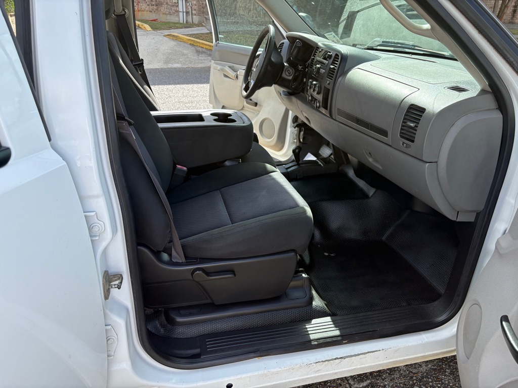 Photo 16 of this CHEVROLET SILVERADO 1500