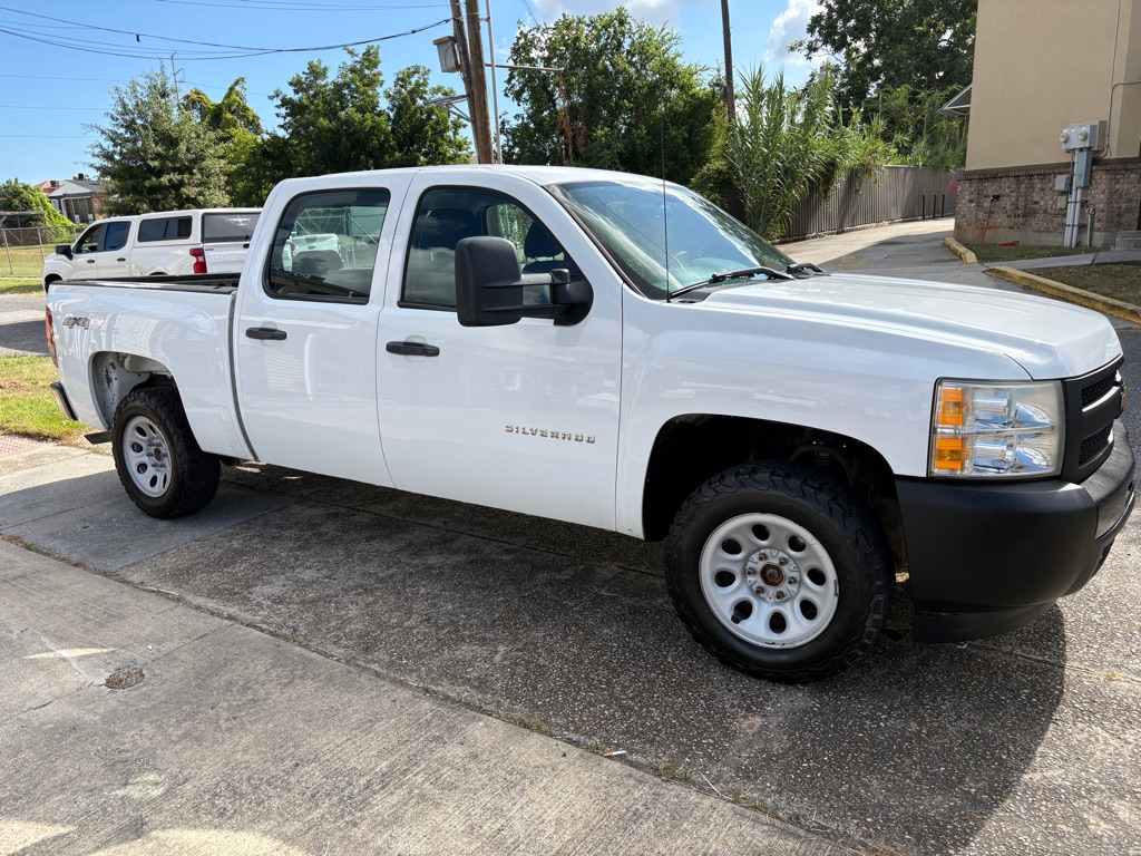 Photo 2 of this CHEVROLET SILVERADO 1500