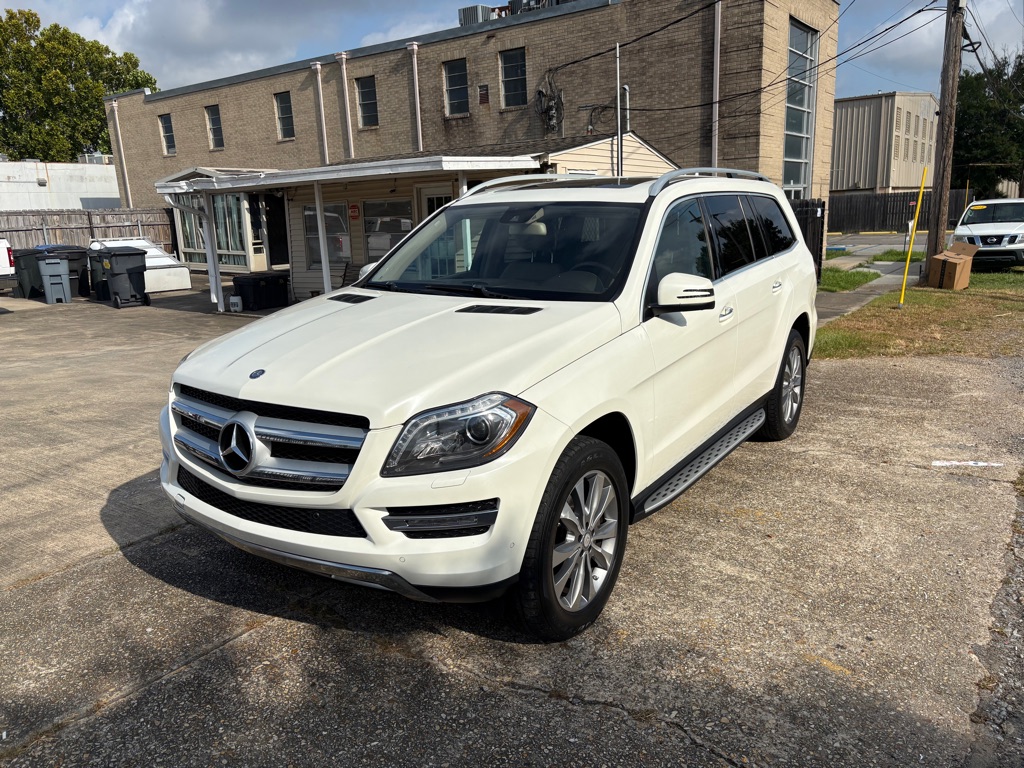 Photo 4 of this MERCEDES-BENZ GL