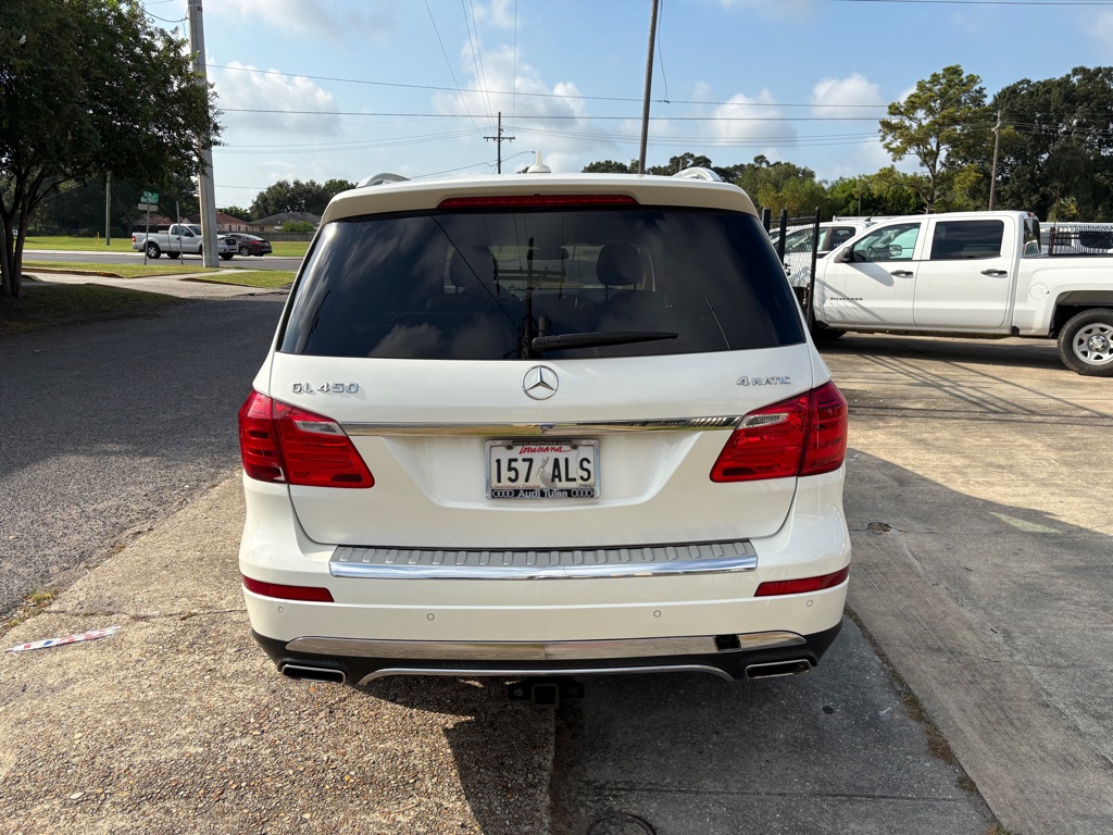 Photo 7 of this MERCEDES-BENZ GL
