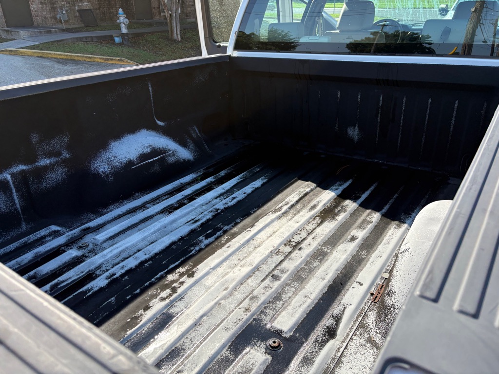 Photo 17 of this FORD F150