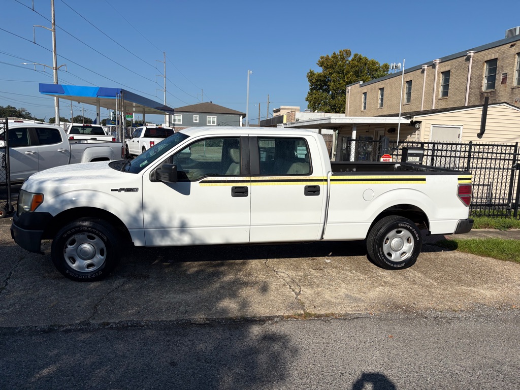 Photo 5 of this FORD F150
