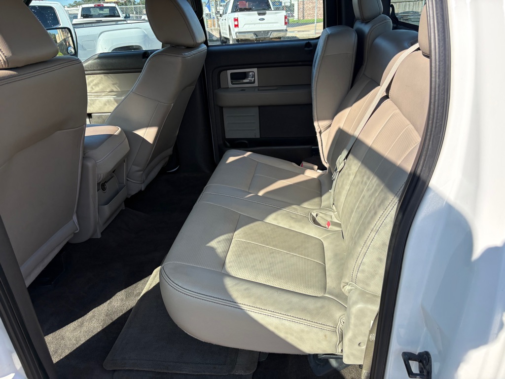 Photo 12 of this FORD F150