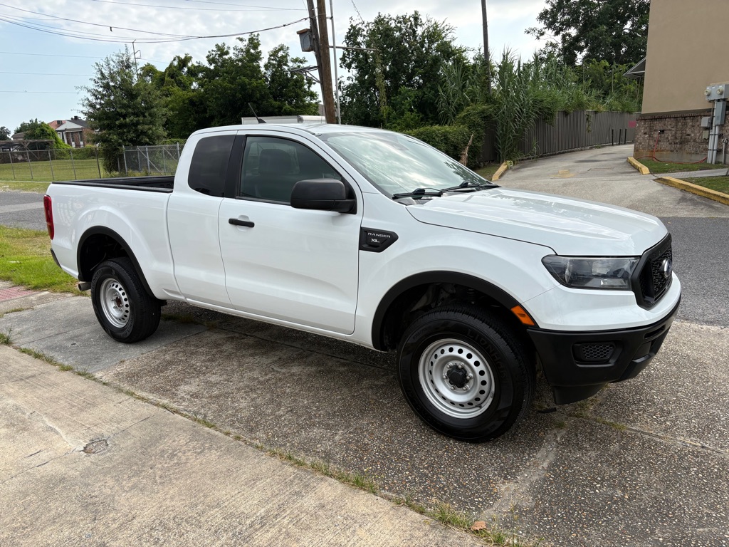 Photo 2 of this FORD RANGER