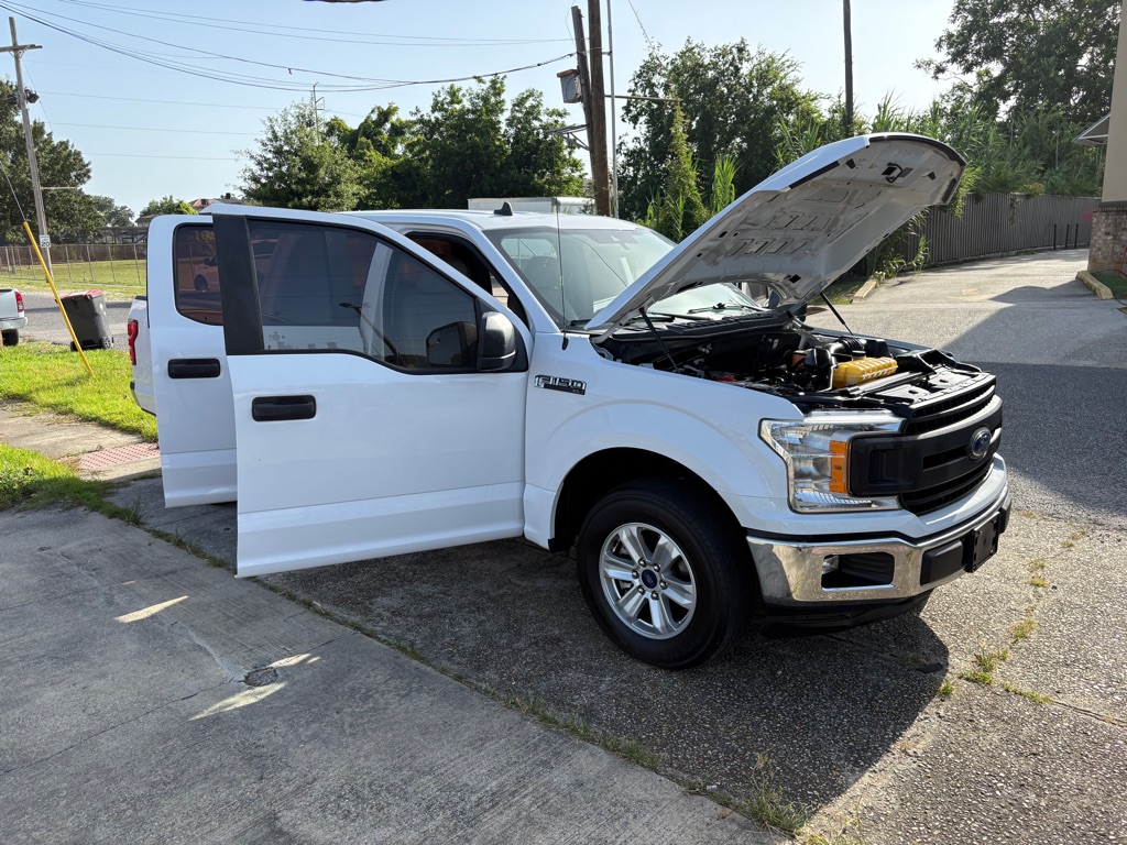 Photo 26 of this FORD F150