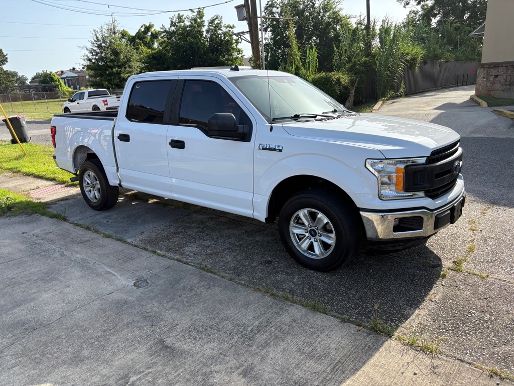 Photo 2 of this FORD F150