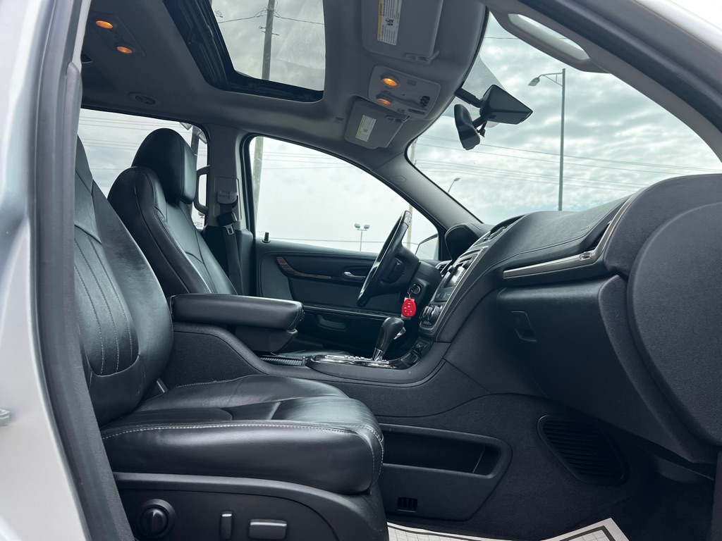 Photo 9 of this GMC ACADIA