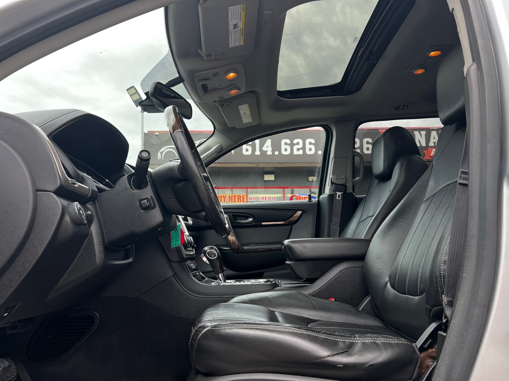 Photo 8 of this GMC ACADIA
