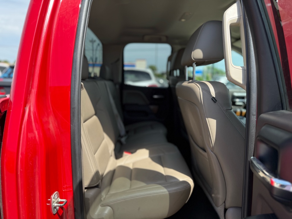 Photo 11 of this GMC SIERRA