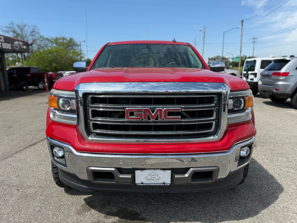 Photo 3 of this GMC SIERRA