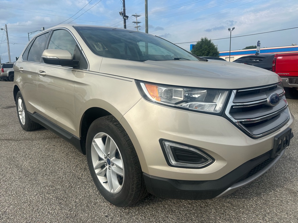 Photo 2 of this FORD EDGE