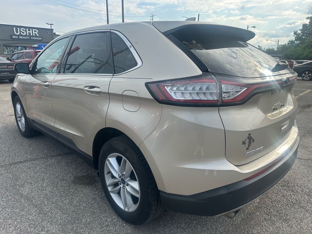 Photo 5 of this FORD EDGE
