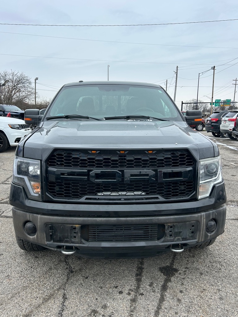 Photo 3 of this FORD F150
